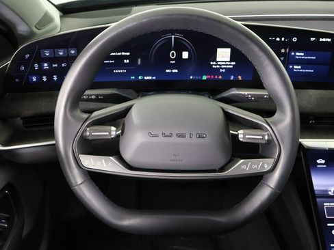 Used 2025 Lucid Air Touring AWD/4WD image 43