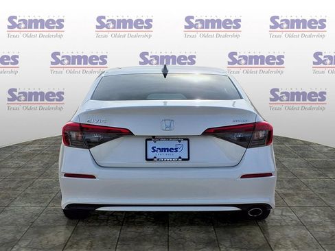 Used 2024 Honda Civic Sport image 6