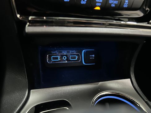 Used 2020 Jeep Grand Cherokee Limited X AWD/4WD image 12
