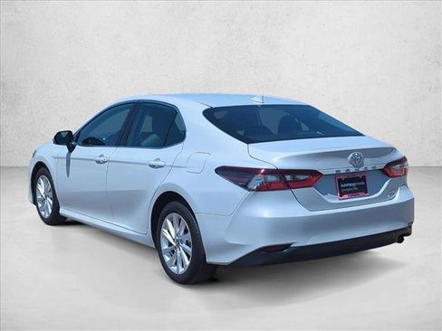 Used 2024 Toyota Camry LE AWD/4WD image 8