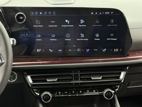 New 2026 Chevrolet Traverse Z71 w/ Enhanced Driving Package image 15