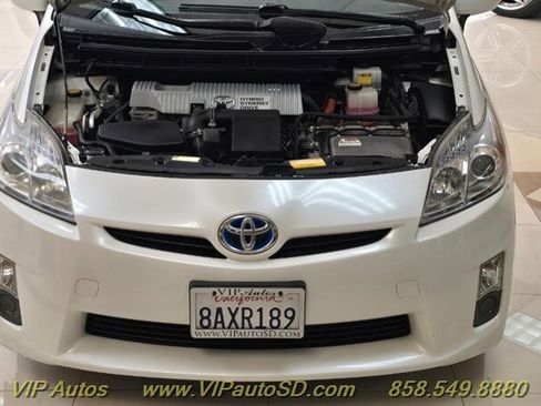 Used 2010 Toyota Prius Three image 10