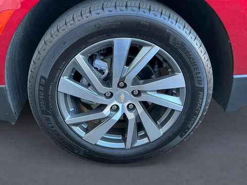 Used 2023 Chevrolet Equinox Premier AWD/4WD image 9