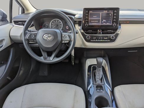 Used 2020 Toyota Corolla LE FWD image 14