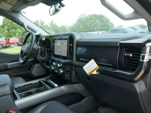 New 2026 Ford F550 4x4 Crew Cab image 10