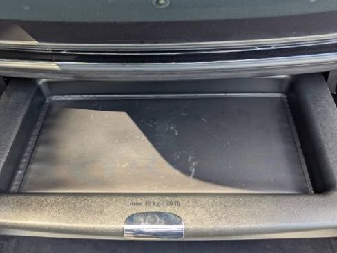 Used 2018 Mercedes-Benz S 560 Sedan image 16