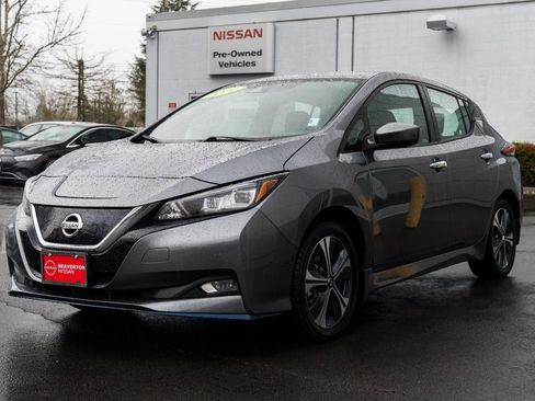 Used 2022 Nissan Leaf SV Plus image 3