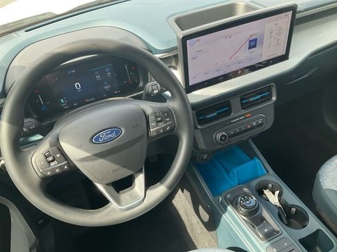 New 2026 Ford Maverick XLT AWD/4WD image 25