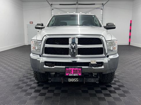 Used 2018 RAM 3500 Tradesman w/ Chrome Appearance Group AWD/4WD image 6