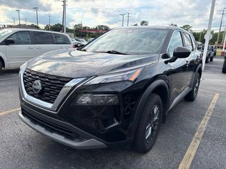 Used 2023 Nissan Rogue S AWD/4WD video 3