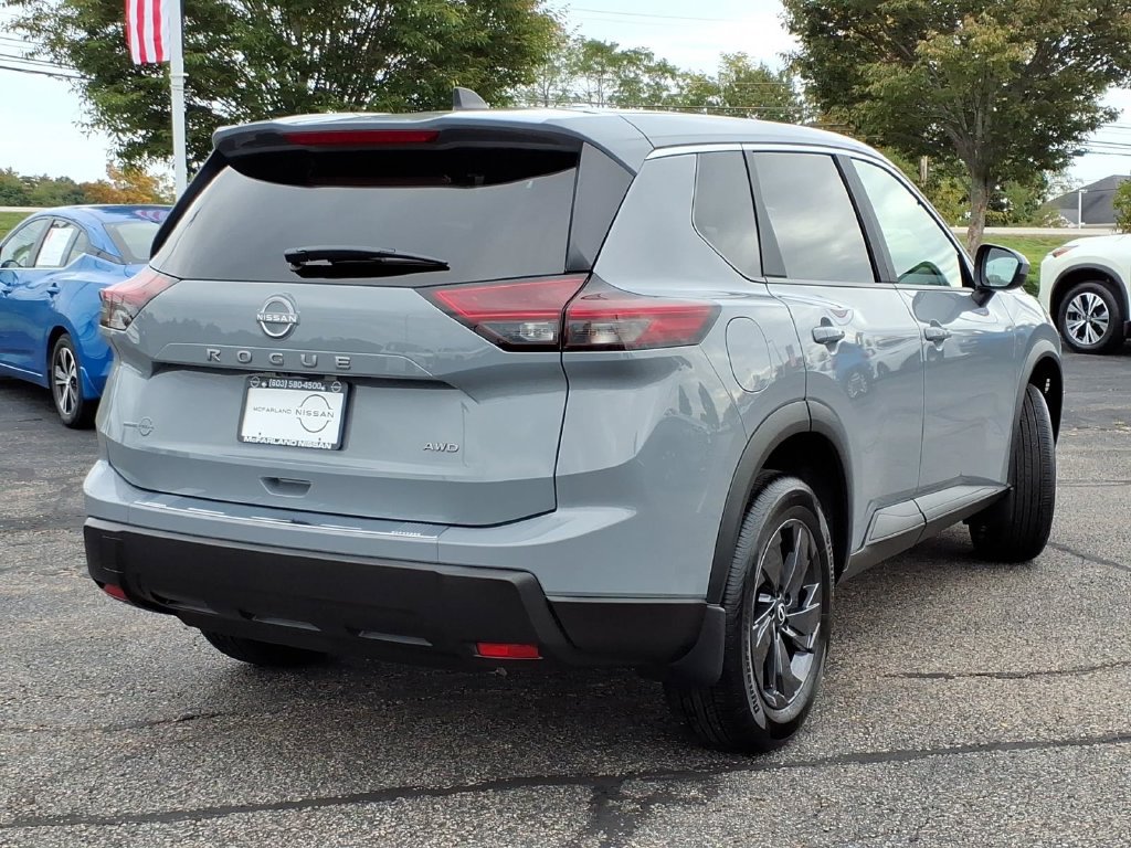 Certified 2026 Nissan Rogue SV w/ Cold Weather Package AWD/4WD image 3