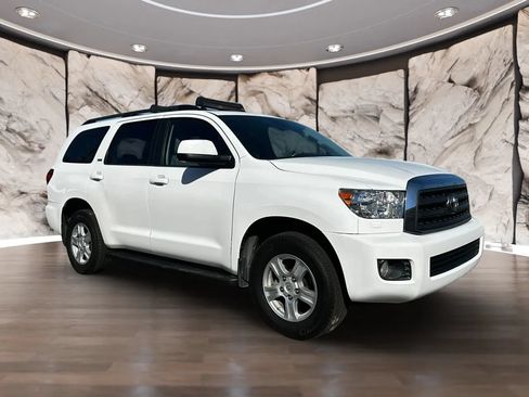 Used 2012 Toyota Sequoia SR5 w/ Premium Pkg RWD image 3