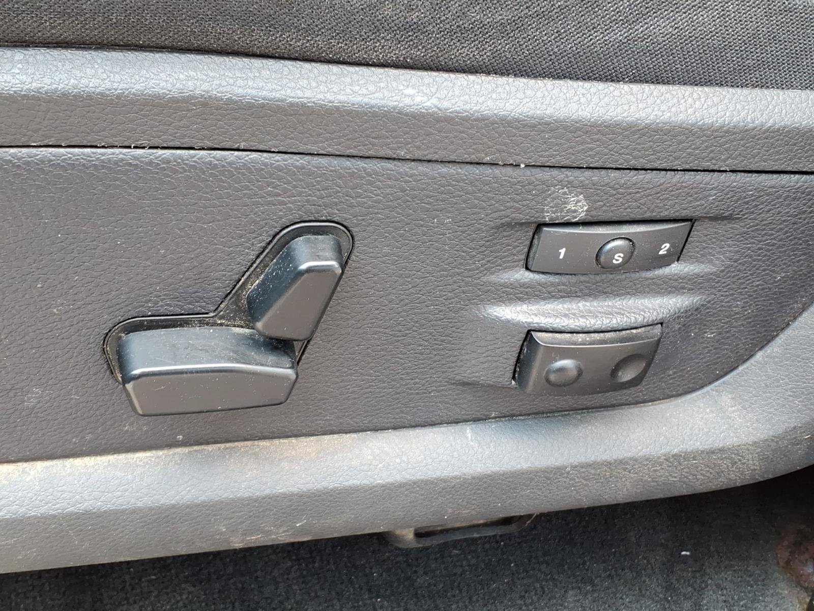 Used 2012 RAM 2500 Laramie AWD/4WD image 17