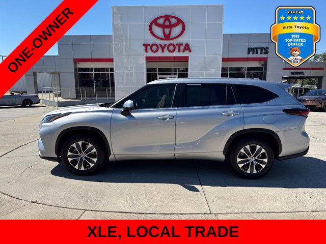 Used 2024 Toyota Highlander XLE FWD image 8