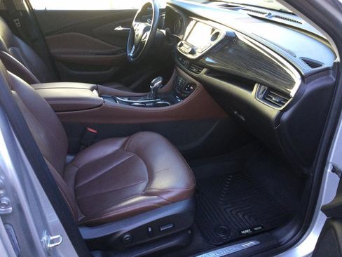 Used 2017 Buick Envision Premium w/ Driver Confidence Package image 26