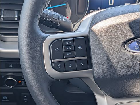 Certified 2024 Ford Expedition Max XLT AWD/4WD image 18