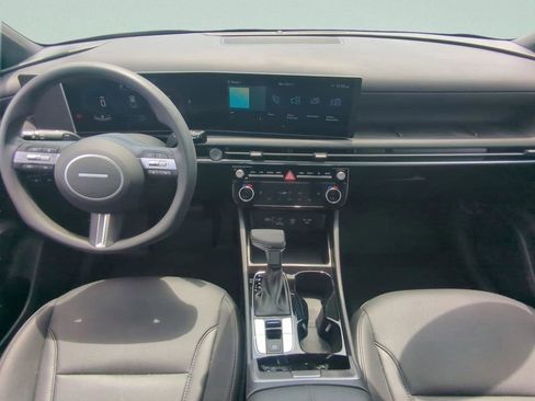 Used 2026 Hyundai Santa Cruz SEL FWD image 12