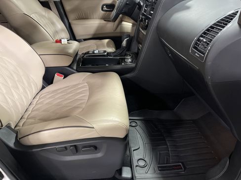 Used 2023 Nissan Armada Platinum w/ Captain's Chairs Package image 15