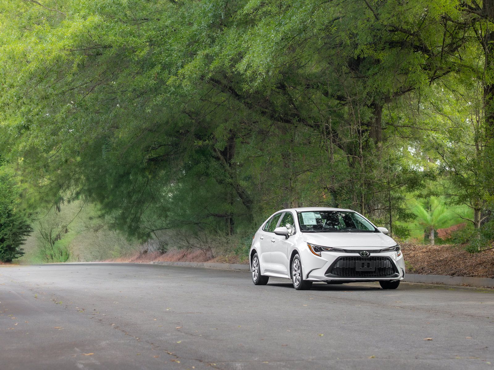Used 2021 Toyota Corolla LE FWD image 37