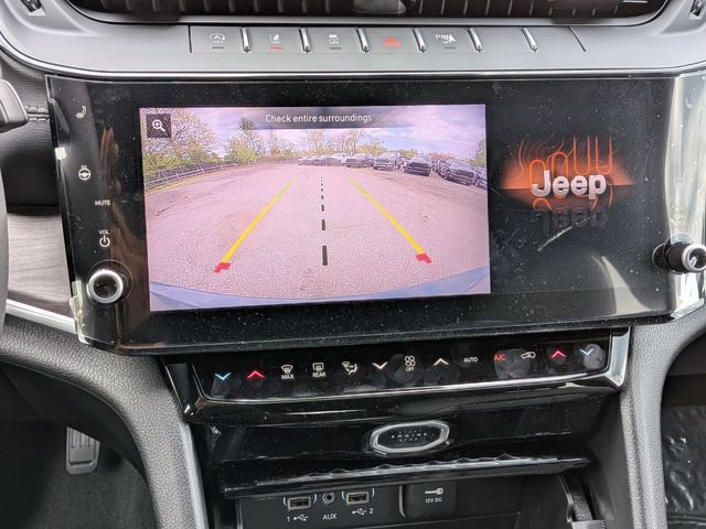 New 2026 Jeep Grand Cherokee Limited w/ Limited Altitude Package AWD/4WD image 25