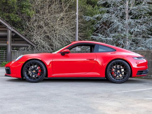 Certified 2024 Porsche 911 Carrera S image 2