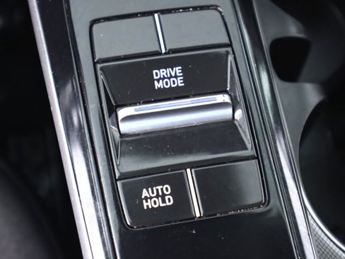 Used 2021 Hyundai Sonata SE FWD image 25