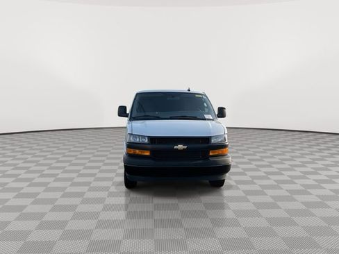 Certified 2025 Chevrolet Express 2500 Extended w/ Driver Convenience Package RWD image 3