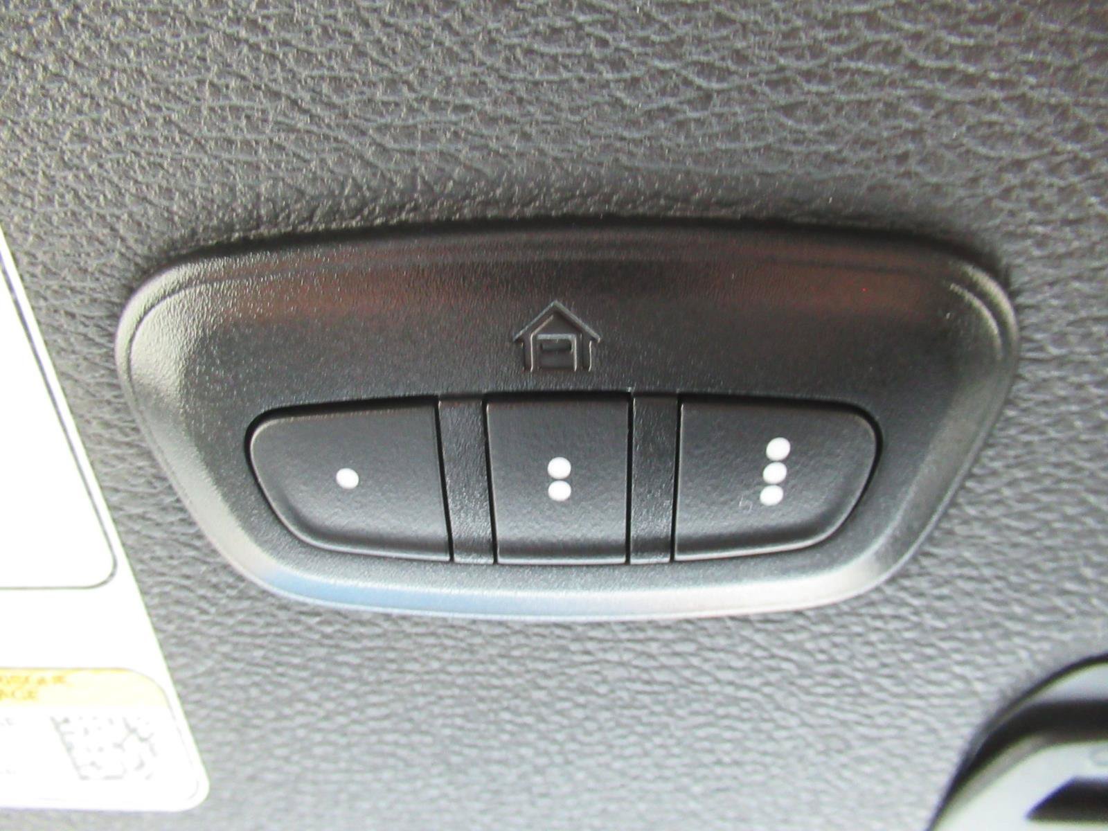 Certified 2024 Jeep Wrangler Unlimited Sahara AWD/4WD image 31