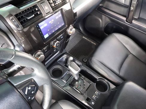 Used 2019 Toyota 4Runner TRD Off-Road Premium AWD/4WD image 41