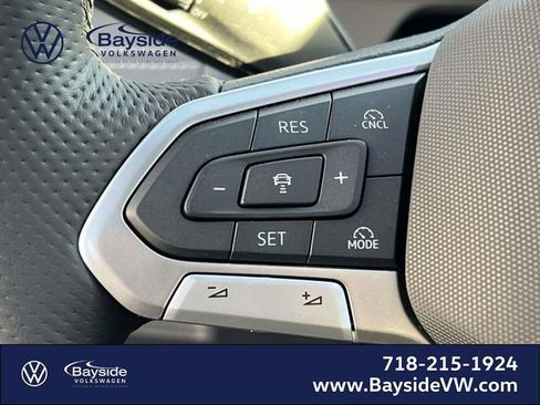 New 2026 Volkswagen Tiguan SE R-Line image 19