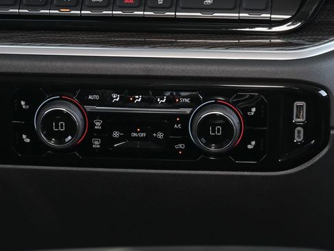 New 2026 Chevrolet Silverado 1500 LT AWD/4WD image 32