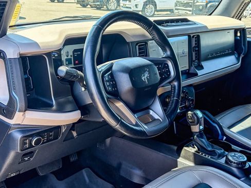 Used 2023 Ford Bronco Wildtrak AWD/4WD image 8
