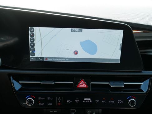Used 2023 Kia Niro EX FWD image 30