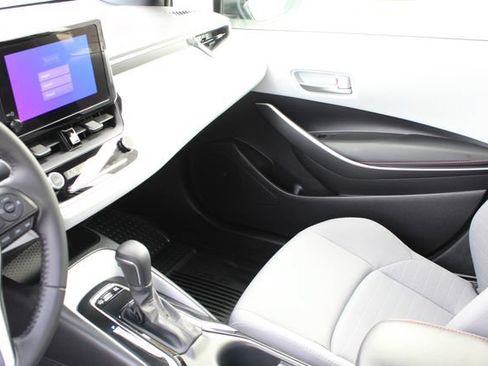 Certified 2025 Toyota Corolla SE FWD image 45