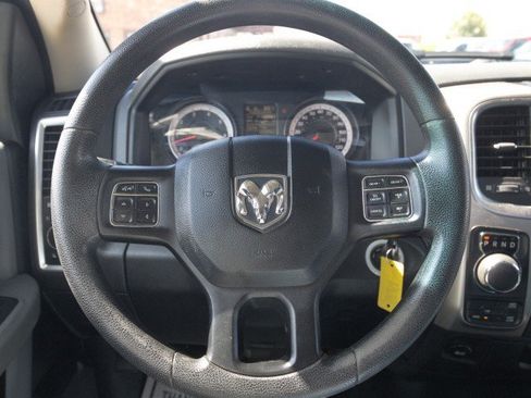 Used 2016 RAM 1500 Classic SLT w/ SLT Plus D←cor Group AWD/4WD image 18