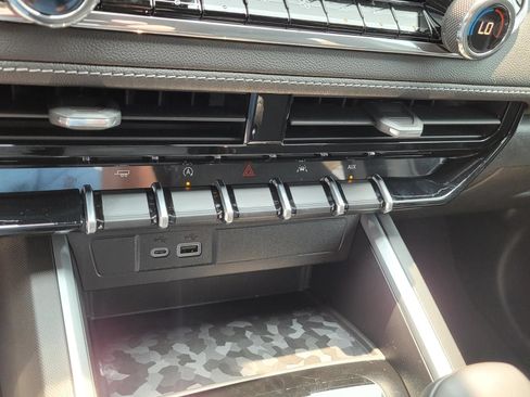New 2026 Chevrolet Colorado LT RWD image 18