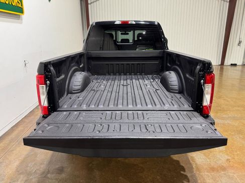 Used 2018 Ford F250 Lariat w/ FX4 Off-Road Package AWD/4WD image 55