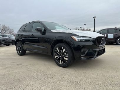 New 2026 Volvo XC60 B5 Core w/ Climate Package