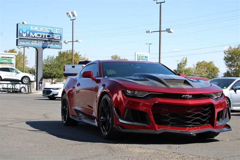 Used 2019 Chevrolet Camaro SS w/ LPO, Ground Effects Package RWD image 4