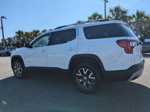 Used 2023 GMC Acadia SLT image 6