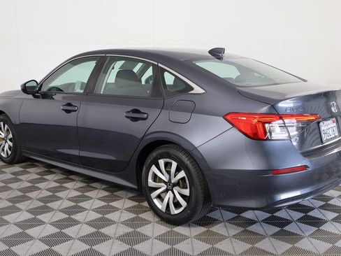 Used 2023 Honda Civic LX image 6