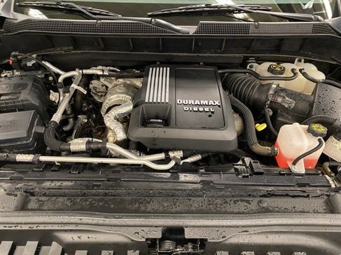 Used 2021 Chevrolet Silverado 1500 LT w/ All Star Edition Plus image 32