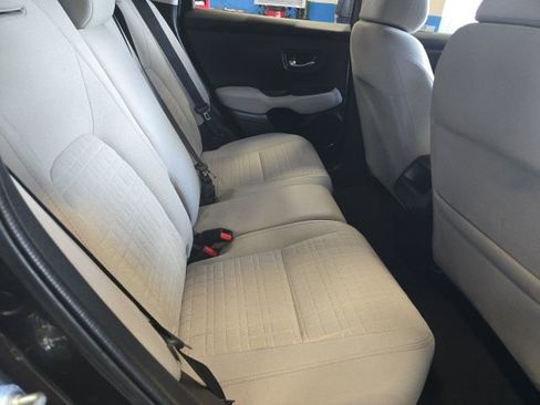 Used 2023 Honda HR-V LX image 10
