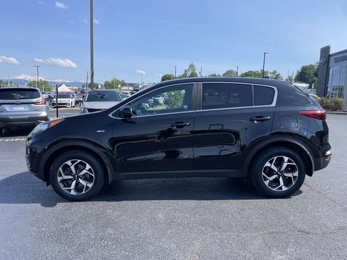 Used 2020 Kia Sportage LX AWD/4WD image 3