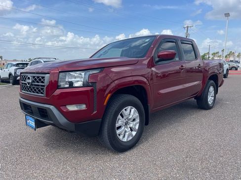 Certified 2023 Nissan Frontier SV w/ SV Convenience Package AWD/4WD image 3