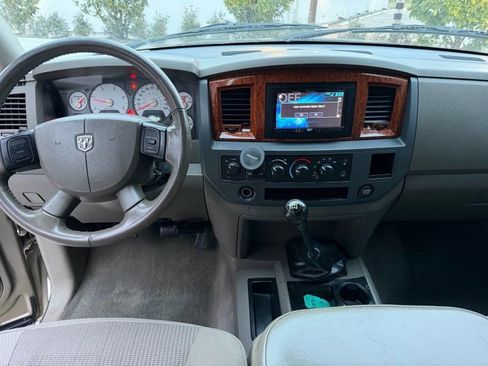 Used 2006 Dodge Ram 2500 Truck SLT w/ Light Group image 10