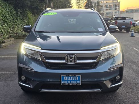 Used 2019 Honda Pilot Touring image 3