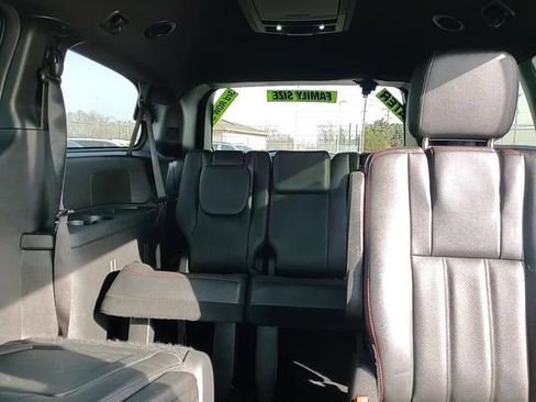 Used 2019 Dodge Grand Caravan GT image 26