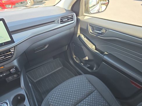New 2026 Ford Escape Active w/ Tech Pack #1 FWD image 11