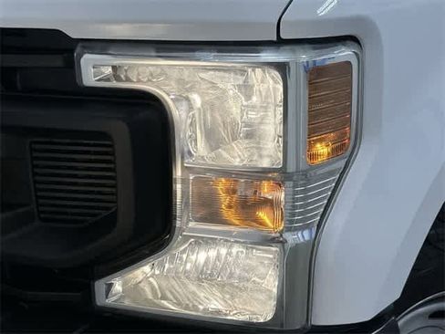 Used 2022 Ford F350 XL w/ Power Equipment Group image 30